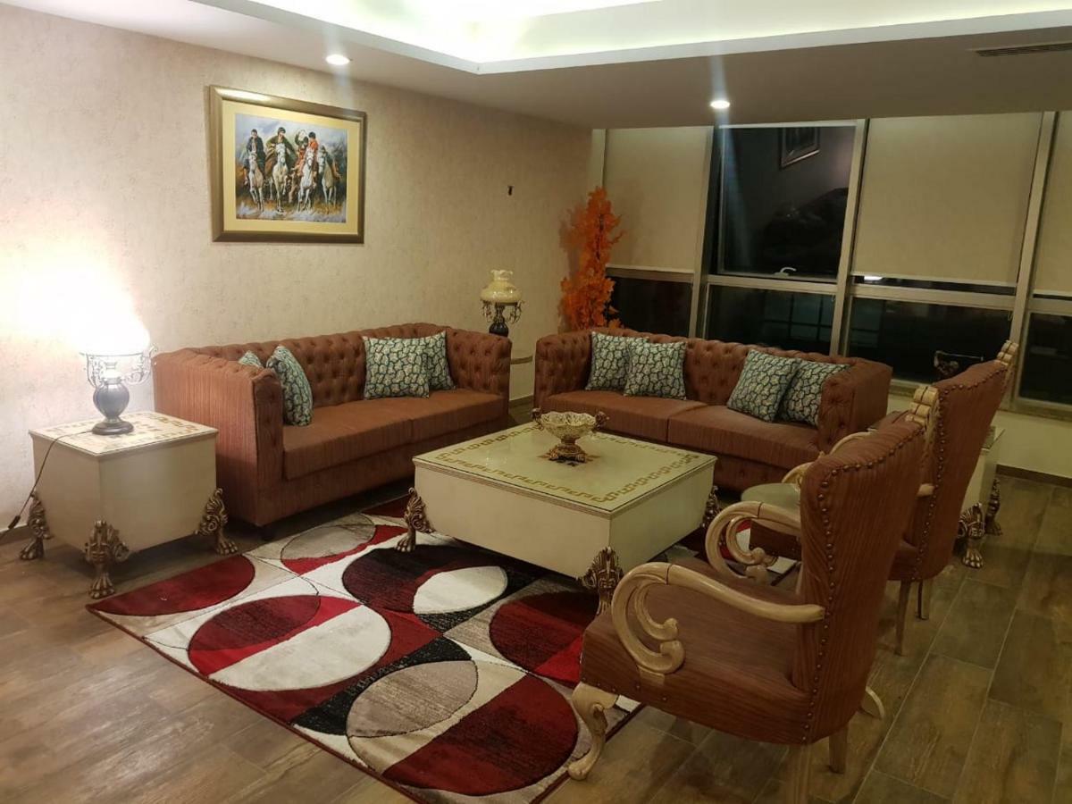 Appartement Royal Residencia Centaurus à Islamabad Extérieur photo