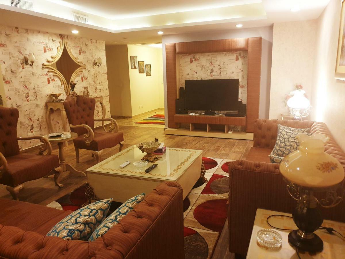 Appartement Royal Residencia Centaurus à Islamabad Extérieur photo